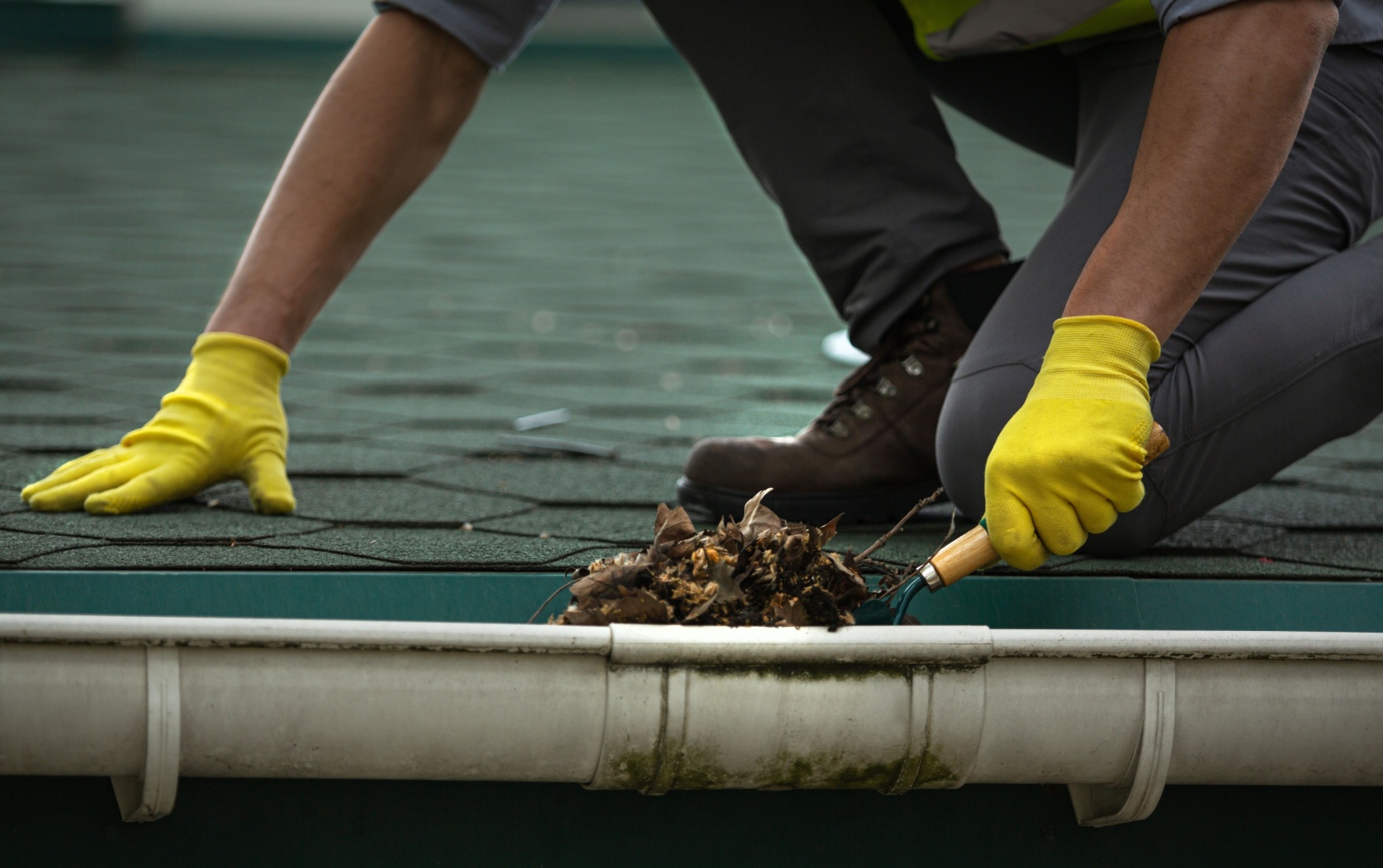 gutter cleaning johannesburg