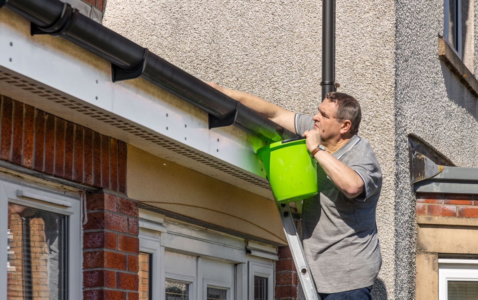 gutter cleaning near me